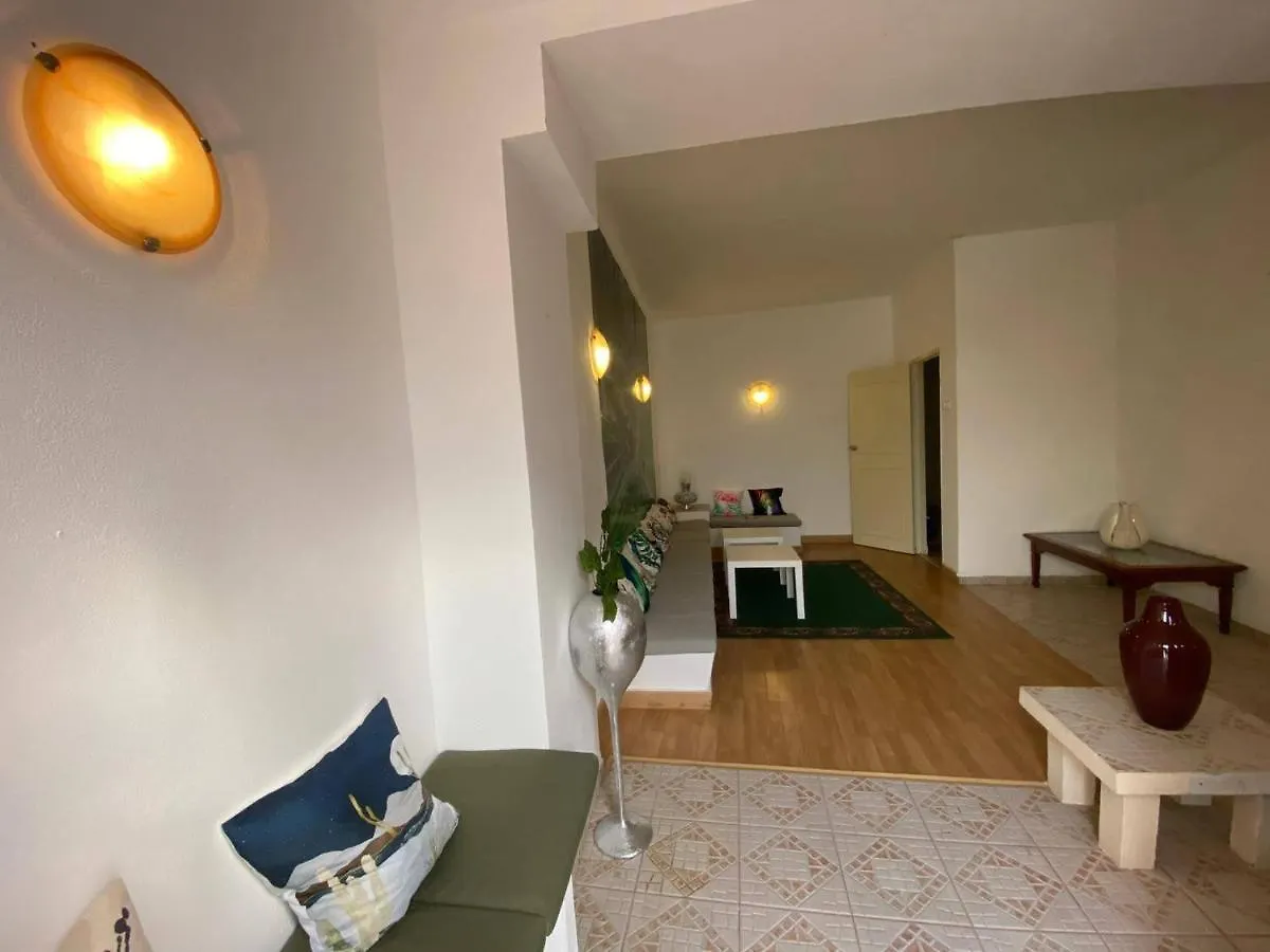 Iguana Guesthouse Λάγος Πορτογαλία