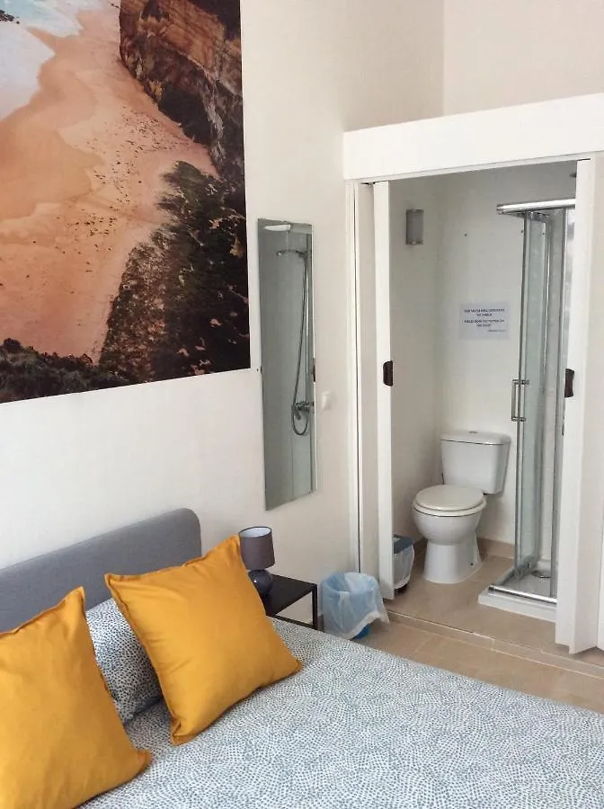 Iguana Guesthouse 라고스 게스트하우스
